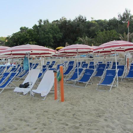 Hotel L'Ancora Капо-Ватикано Екстер'єр фото