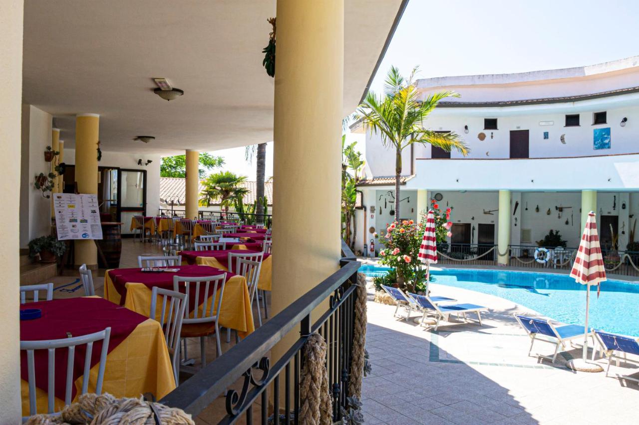 Hotel L'Ancora Капо-Ватикано Екстер'єр фото
