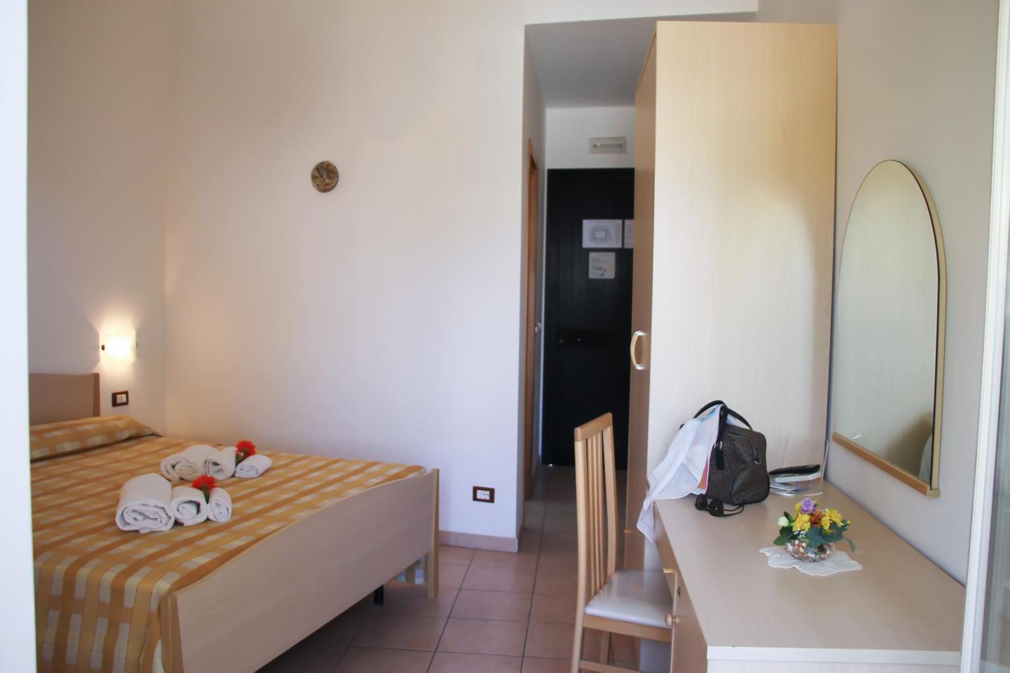 Hotel L'Ancora Капо-Ватикано Екстер'єр фото